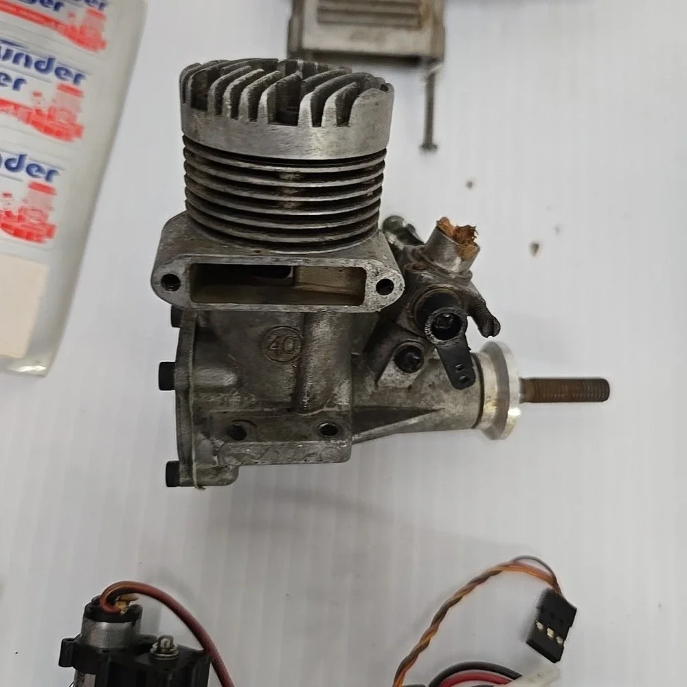 Thunder Tiger Engine And More‎ Estate Lot RC Engine PARTS